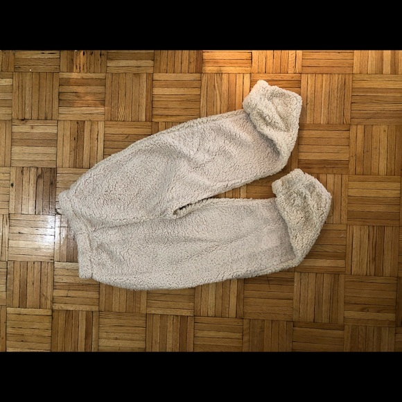 Cream fleece co-ord set - Picture 3 of 3